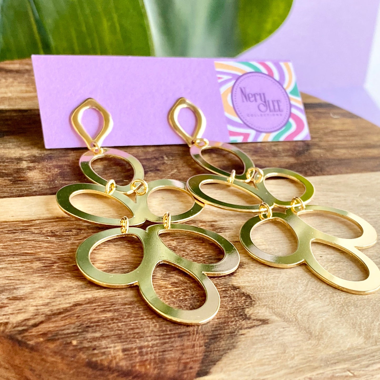 Smooth Eccentric Geometric Flower Dangle Earrings