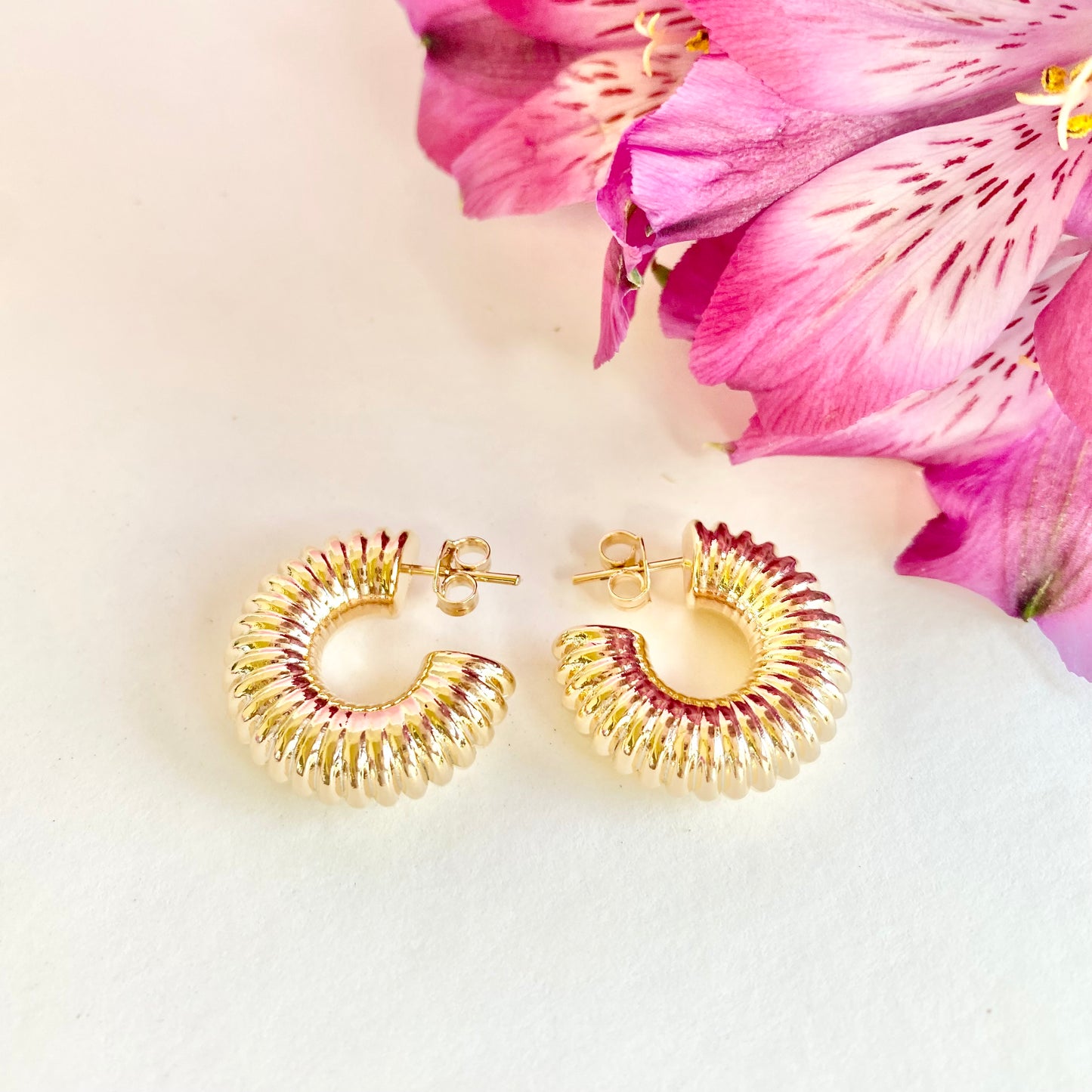 18K Gold Filled Thick Textured Hoop Earrings (Small)